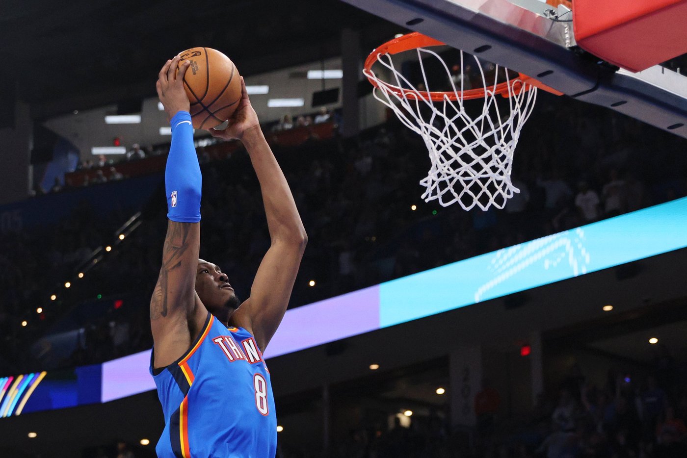 Defending champion Thunder back on track at midpoint after beating Spurs for 1st time in 4 meetings | iNFOnews.ca Defending champion Thunder back on track at midpoint after beating Spurs for 1st time in 4 meetings | iNFOnews.ca