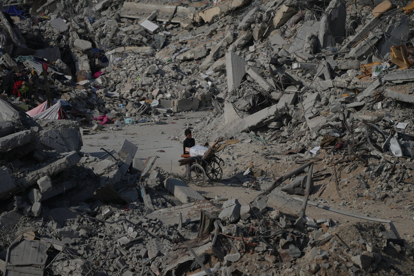 Rubio tours US-led center in Israel overseeing the ceasefire in Gaza | iNFOnews.ca