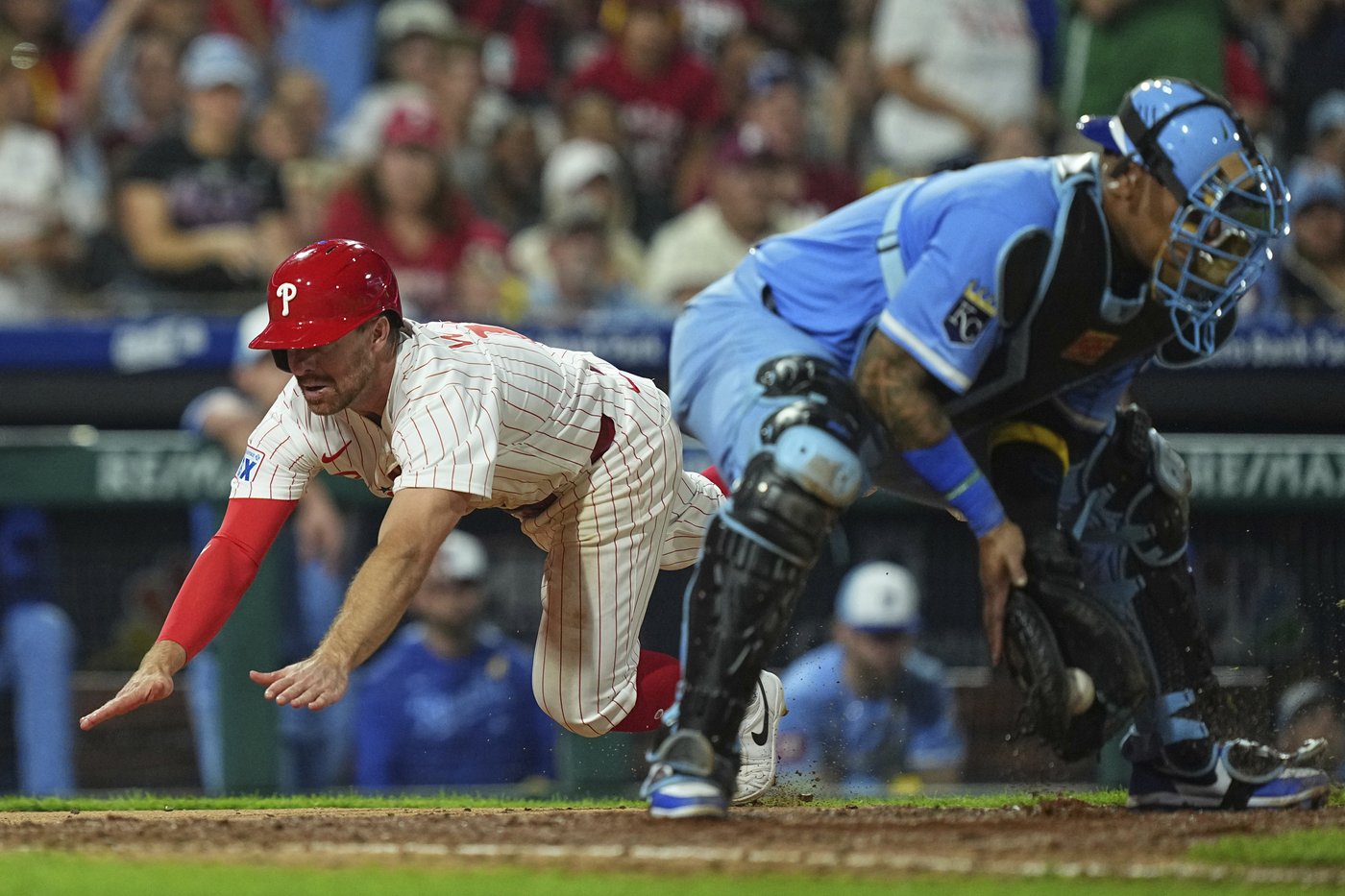 Schwarber hits 51st homer to lift Phillies over Royals | iNFOnews.ca