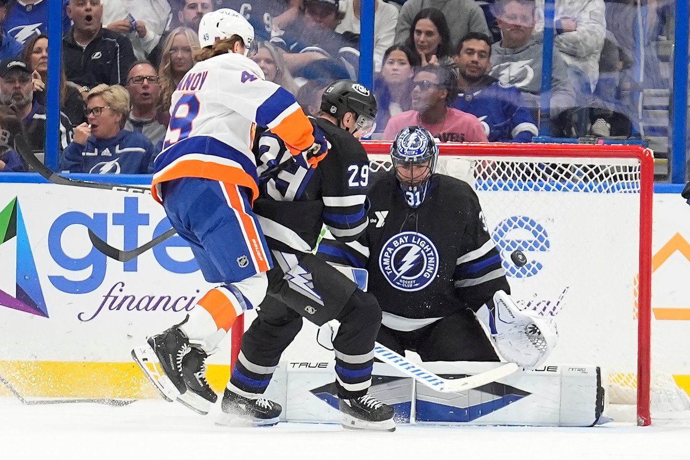 Sorokin stops 32 shots as Islanders shutout Lightning 2-0 | iNFOnews.ca Sorokin stops 32 shots as Islanders shutout Lightning 2-0 | iNFOnews.ca