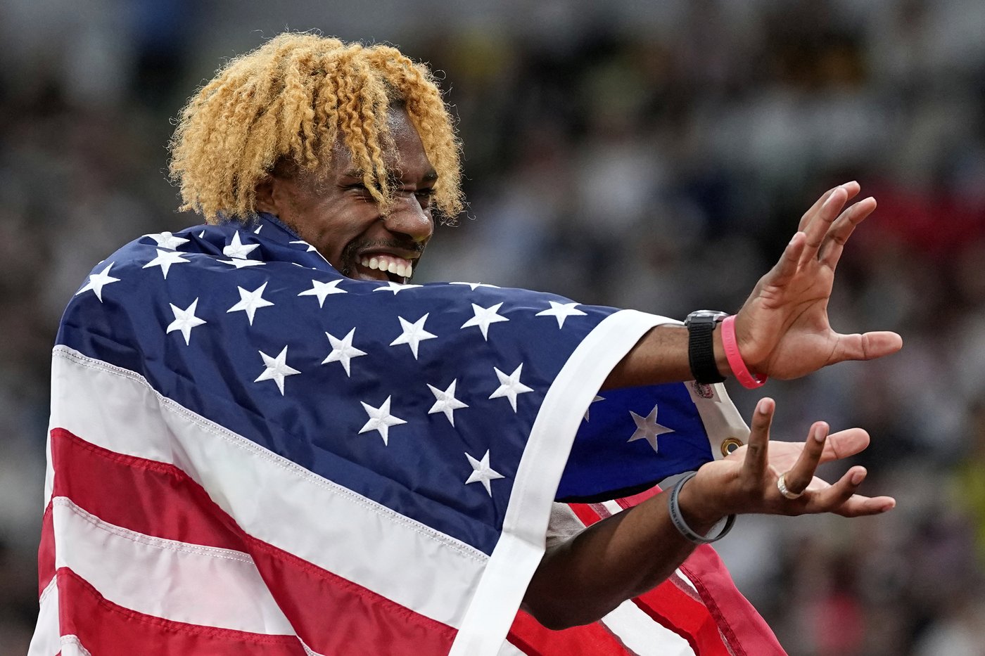 Lyles wins his fourth 200-meter world title. Jefferson-Wooden completes a sprint sweep | iNFOnews.ca