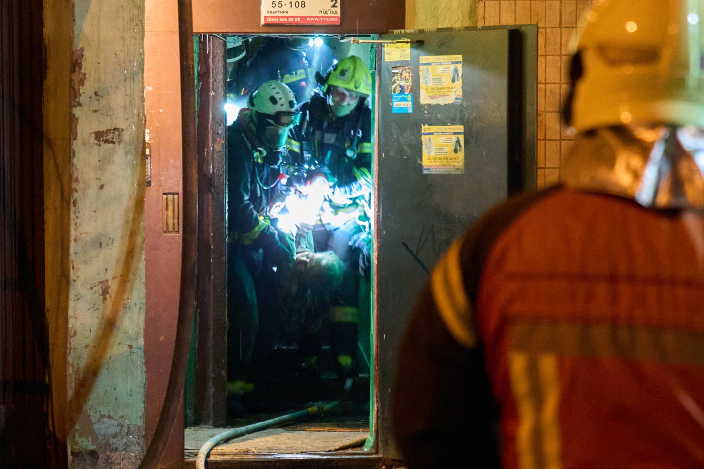 Photos show aftermath of Russian deadly attacks on Kyiv | iNFOnews.ca