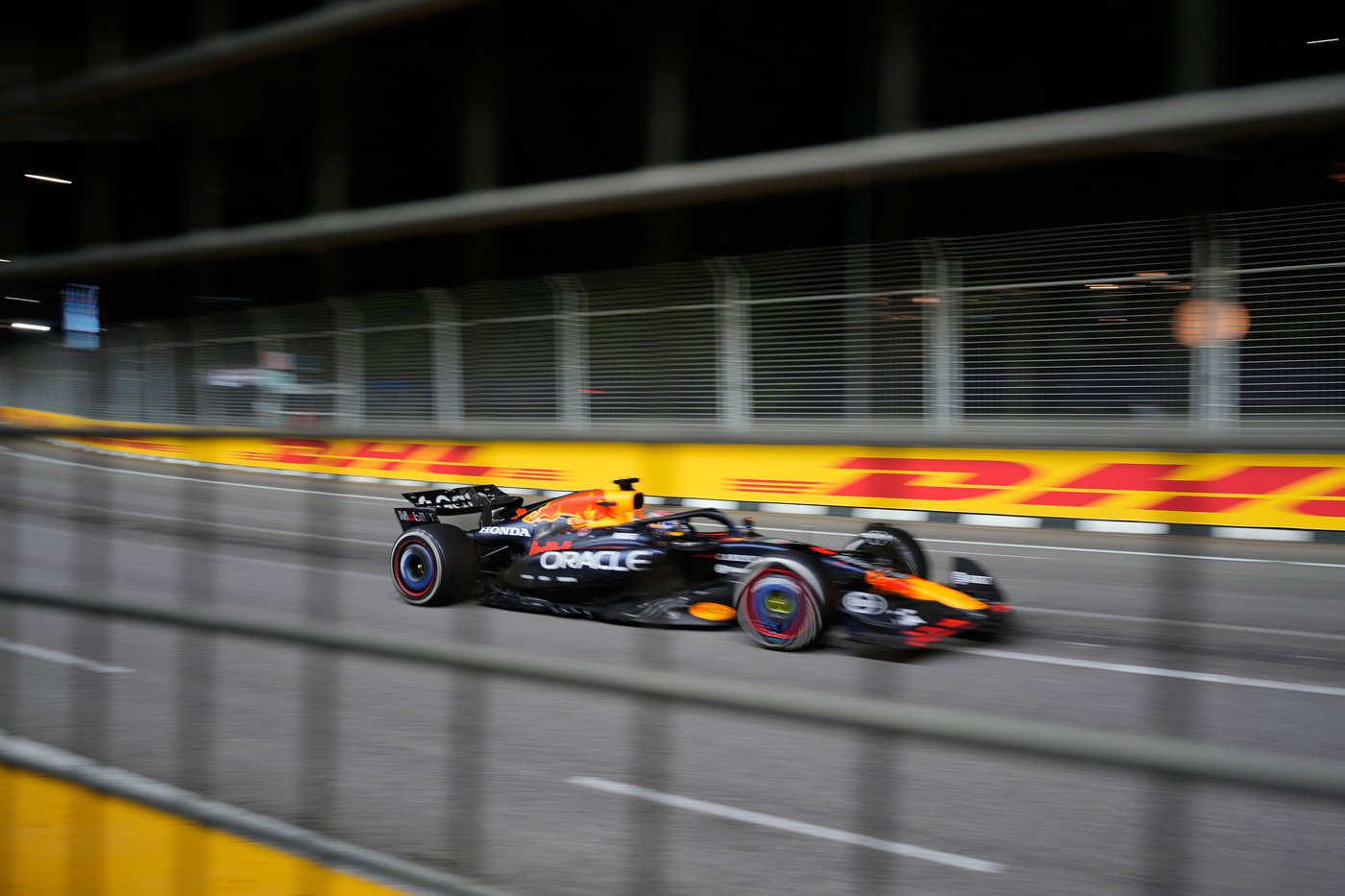 George Russell wins F1's Singapore GP as McLaren secures constructors' title | iNFOnews.ca