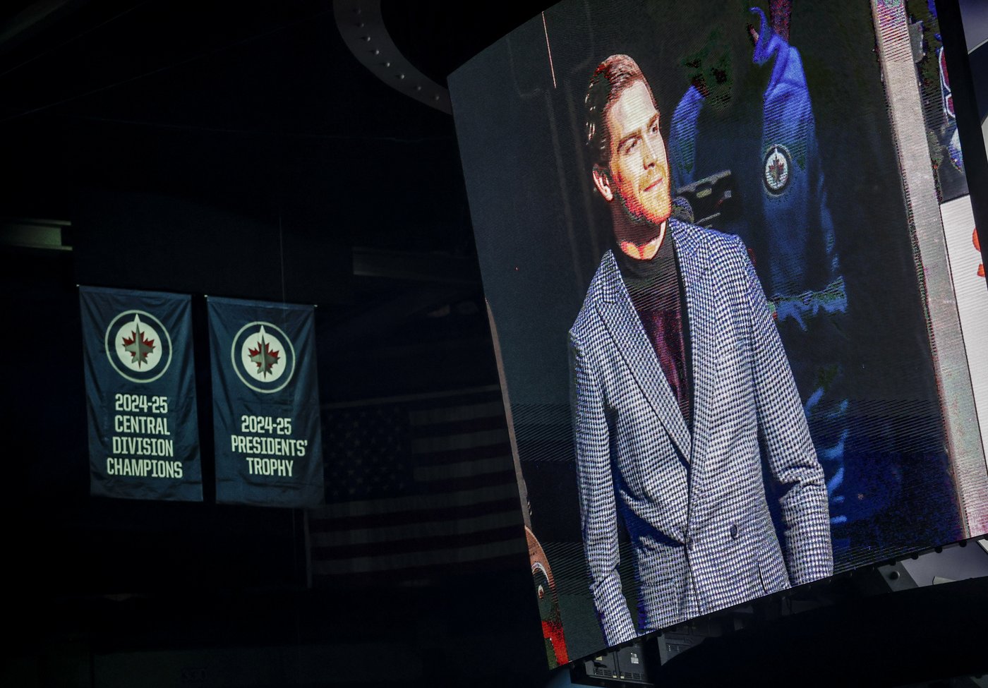 Captain Adam Lowry set to return to action as soaring Jets visit Kings | iNFOnews.ca Captain Adam Lowry set to return to action as soaring Jets visit Kings | iNFOnews.ca