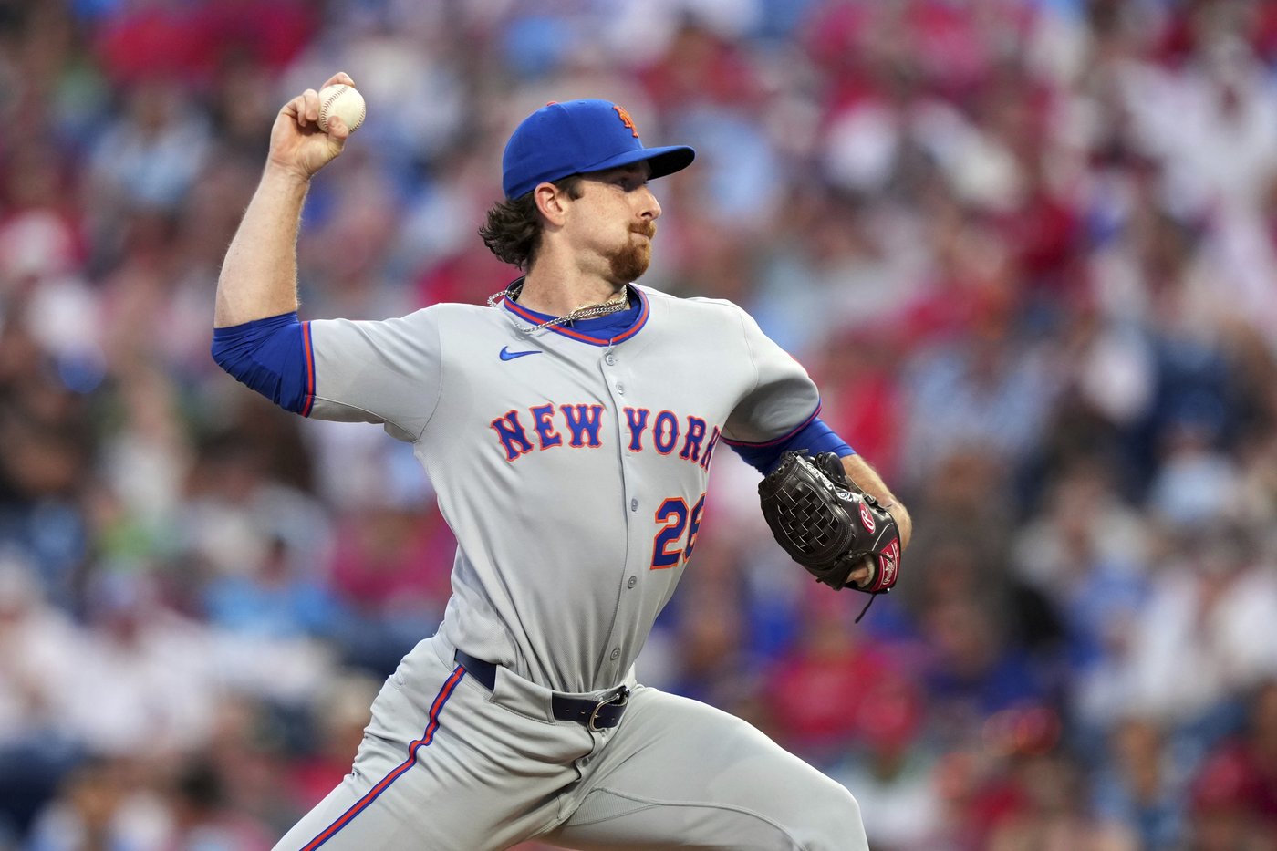 Nola returns to form, Duran holds on in 9th, Phillies edge Mets 1-0 to extend NL East lead | iNFOnews.ca