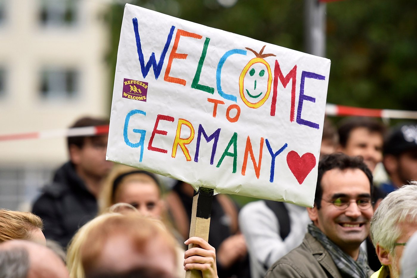 A decade after the refugee crisis that shook Europe, a Syrian family becomes German | iNFOnews.ca
