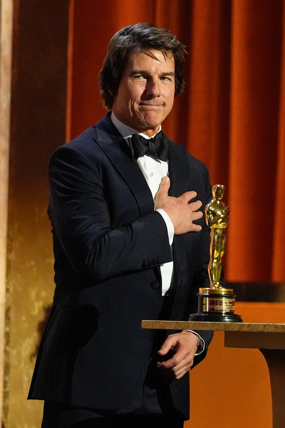 Tom Cruise finally gets his Oscar moment with a lifetime achievement trophy at the Governors Awards | iNFOnews.ca