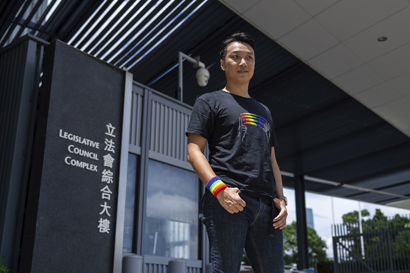 Hong Kong lawmakers reject a bill recognizing same-sex partnerships | iNFOnews.ca