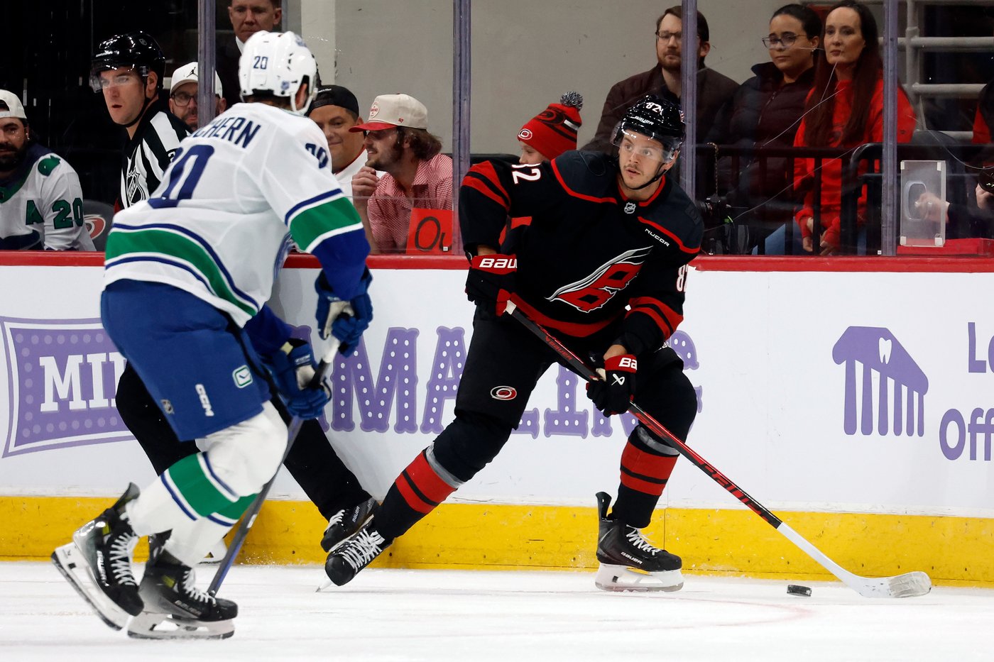 Aho scores in OT to lift Hurricanes to 4-3 win over Canucks | iNFOnews.ca Aho scores in OT to lift Hurricanes to 4-3 win over Canucks | iNFOnews.ca