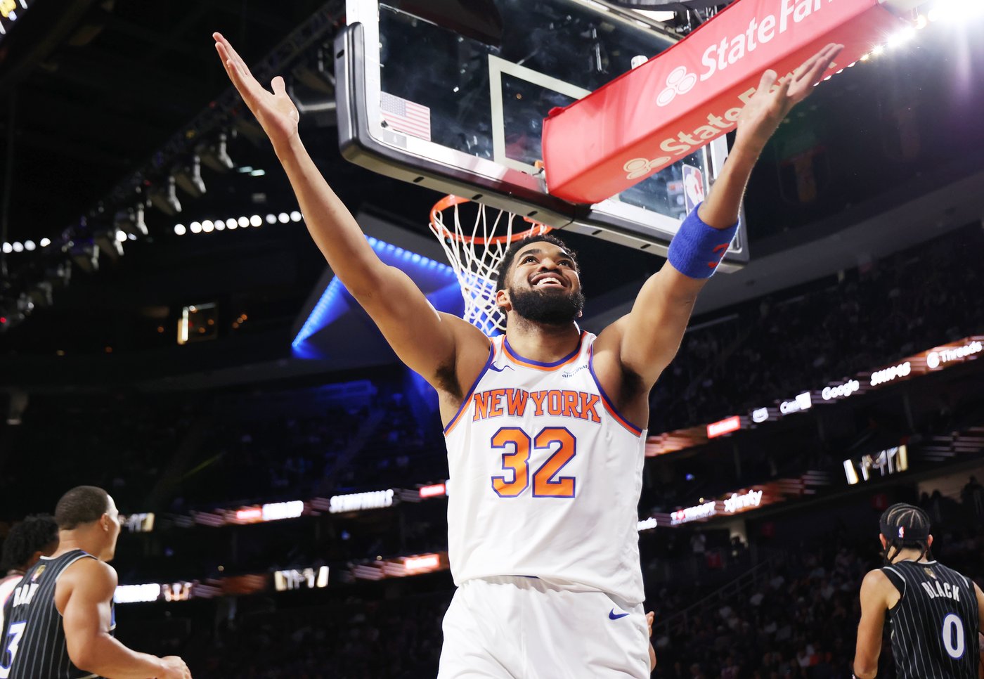 Jalen Brunson's season-high 40 points lead Knicks past Magic to NBA Cup final | iNFOnews.ca