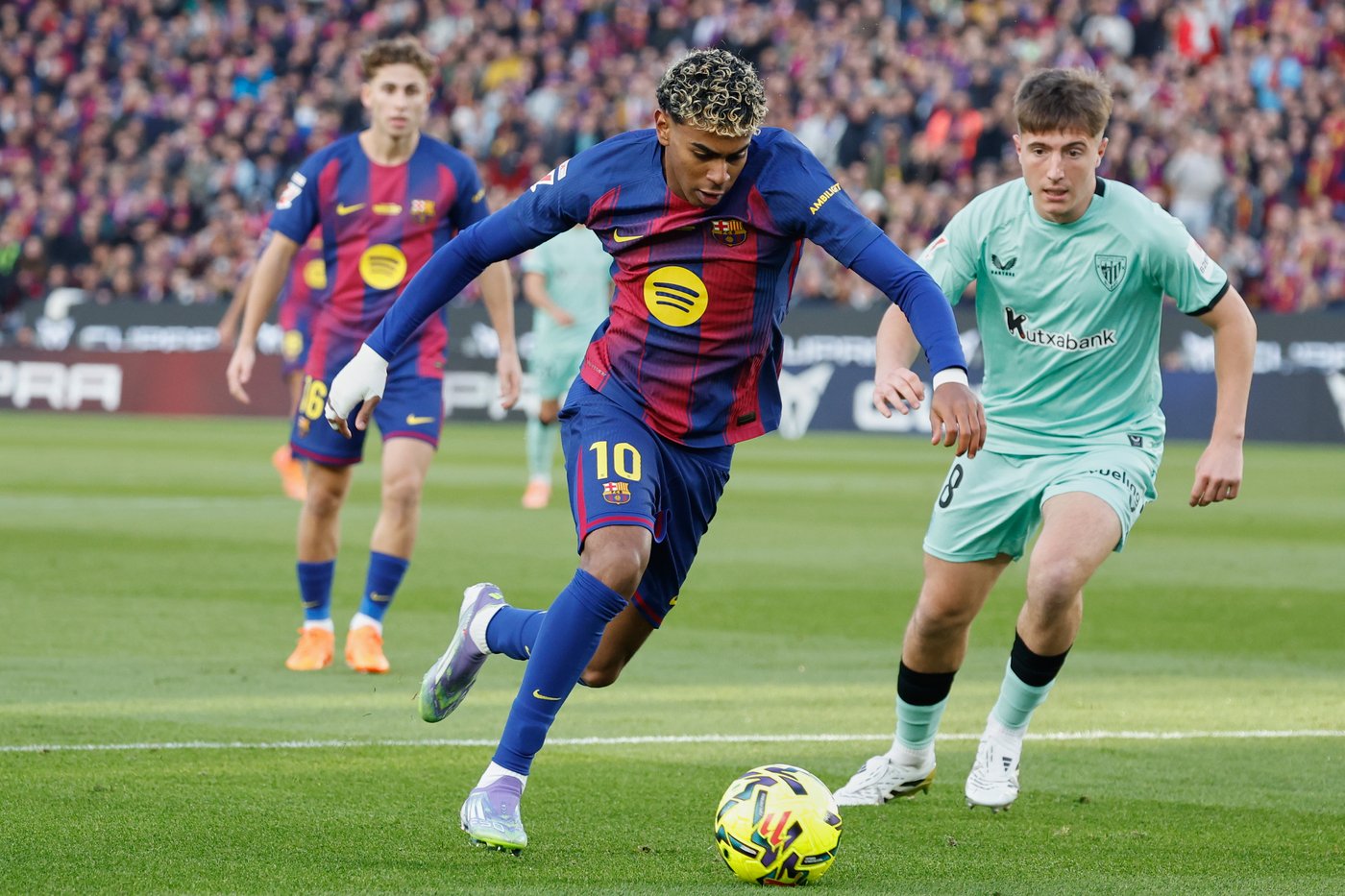 Barcelona marks Camp Nou homecoming with 4-0 rout of Athletic Bilbao | iNFOnews.ca