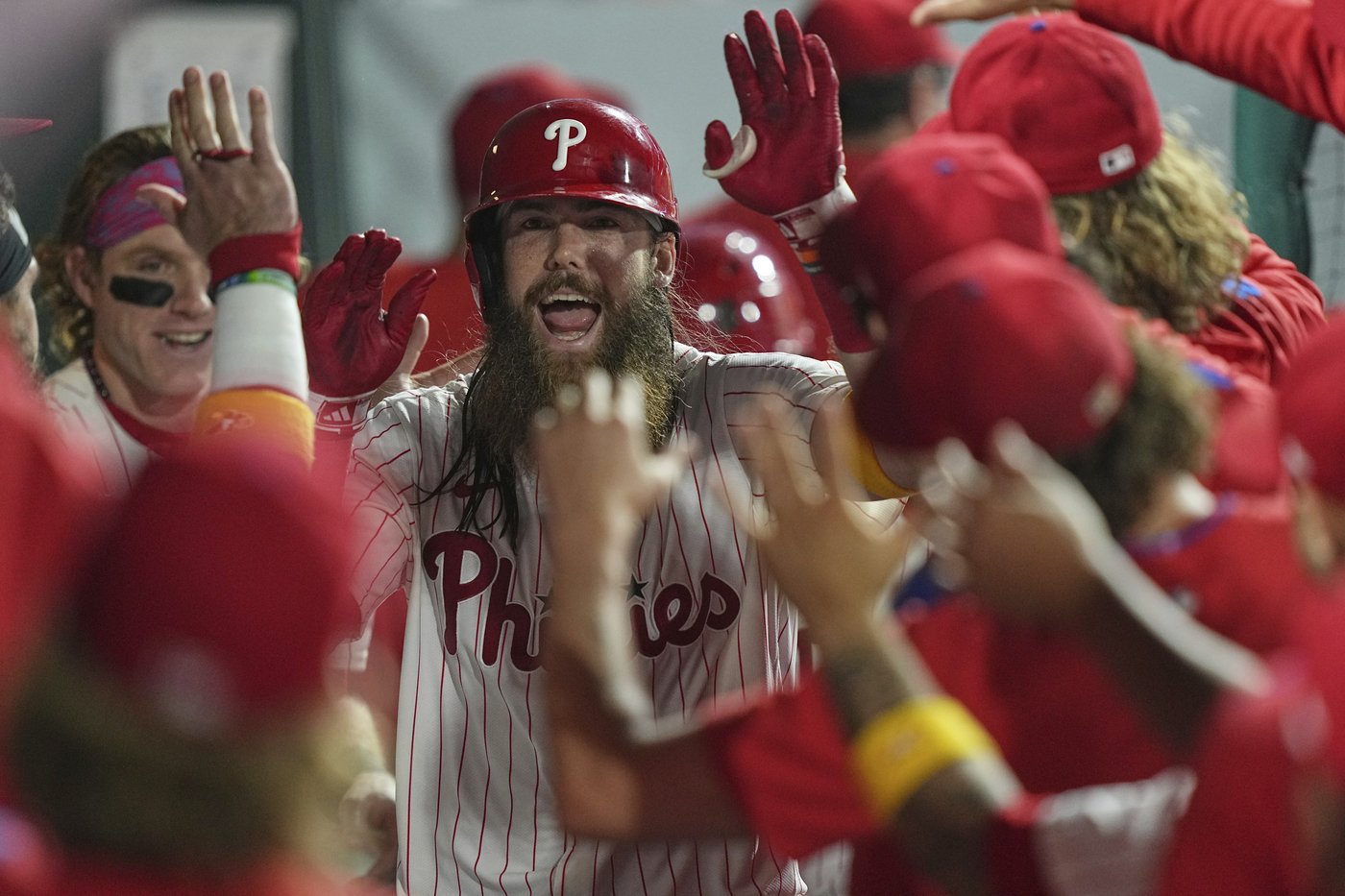 Schwarber hits 51st homer to lift Phillies over Royals | iNFOnews.ca