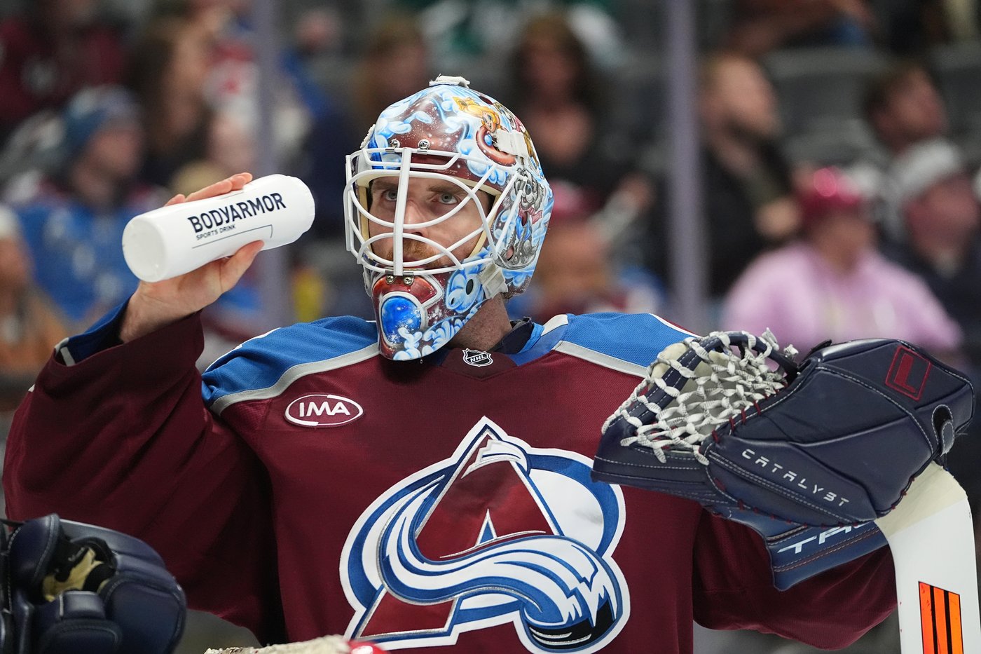 Olofsson, Wedgewood lead Avalanche past Lightning 3-2 in rematch of 2022 final | iNFOnews.ca