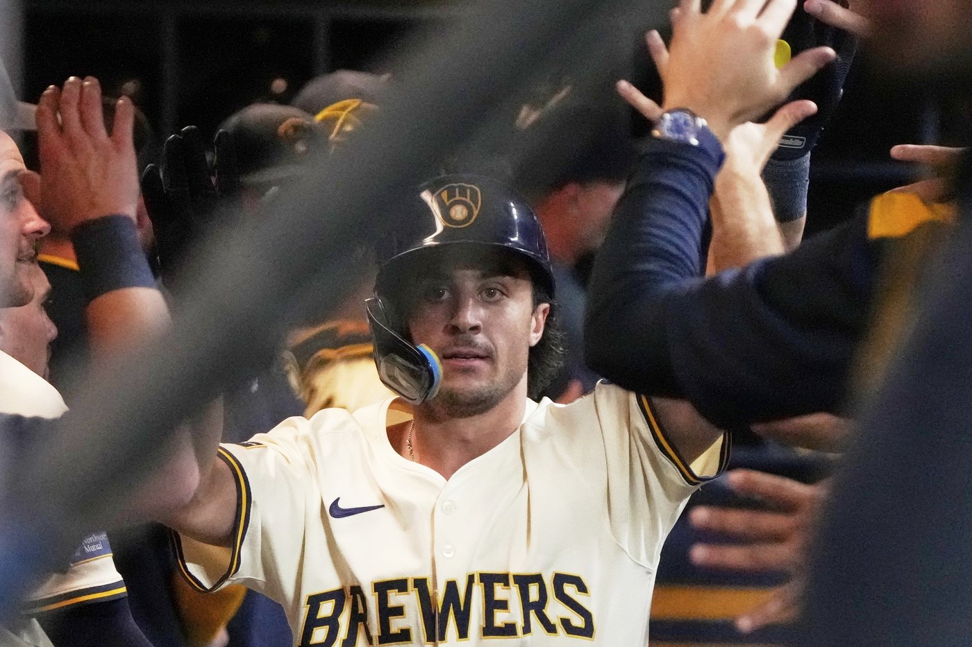 Rested Woodruff has solid start and Perkins drives in 5 to lead Brewers over Angels 9-2 | iNFOnews.ca Rested Woodruff has solid start and Perkins drives in 5 to lead Brewers over Angels 9-2 | iNFOnews.ca