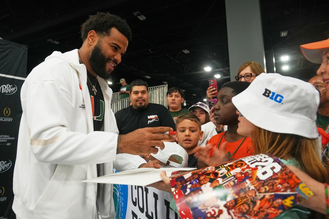 Miami defensive lineman Mesidor still tops CFL Scouting Bureau draft rankings | iNFOnews.ca