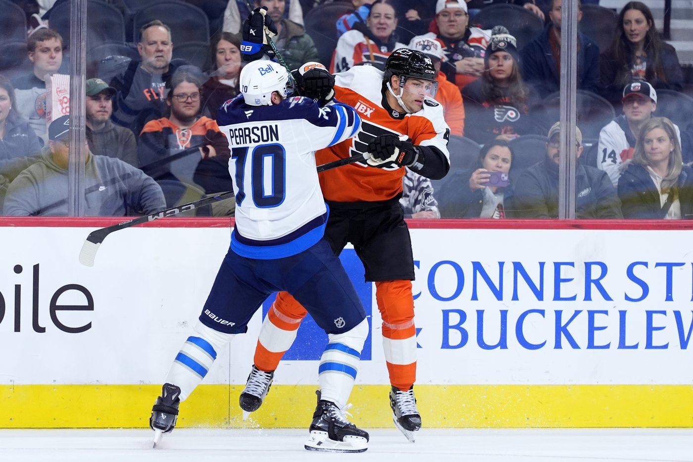 Scheifele ties Jets record for career points in win over Flyers | iNFOnews.ca Scheifele ties Jets record for career points in win over Flyers | iNFOnews.ca