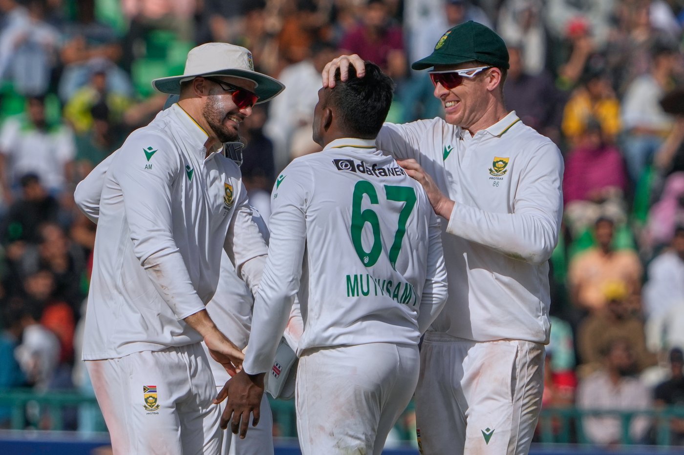Imam misses out on century in Pakistan's strong start to 1st test against South Africa | iNFOnews.ca