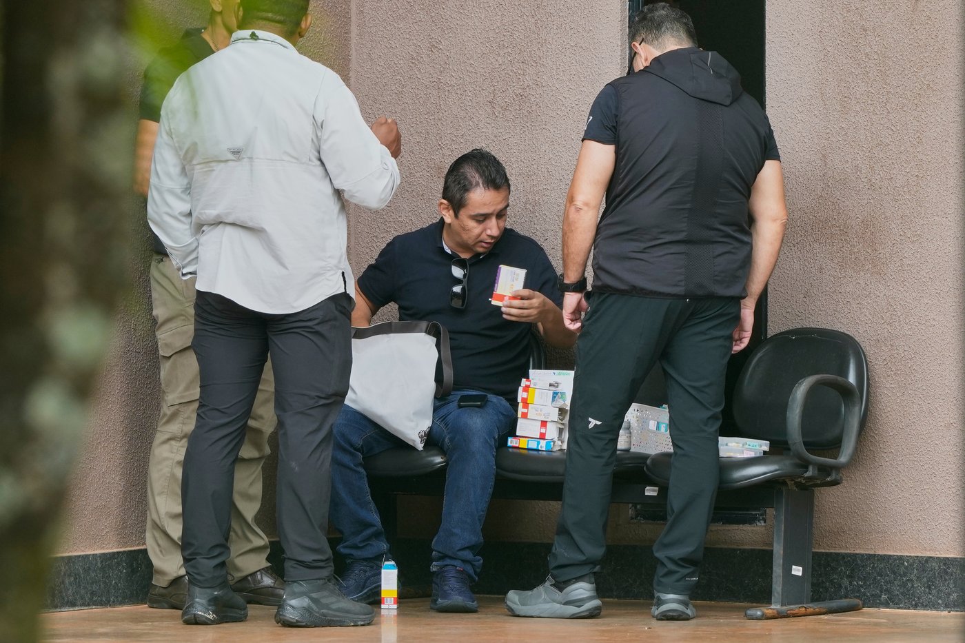 Brazil's ex-president Bolsonaro arrested over alleged plot to escape and avoid 27-year prison term | iNFOnews.ca