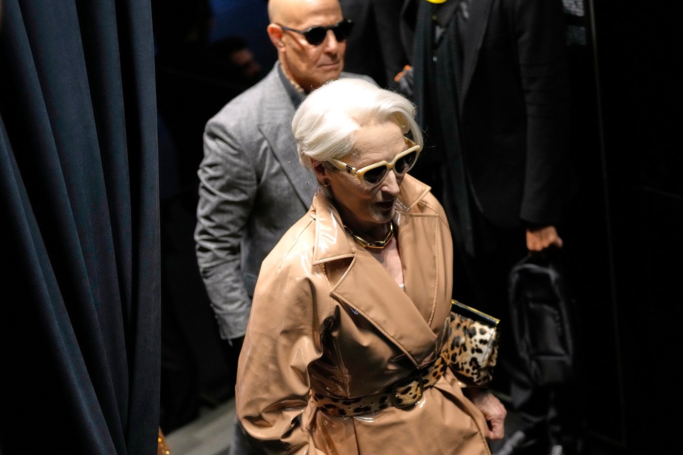 The devil wears Dolce & Gabbana in Milan as Meryl Streep is filmed at runway show for movie sequel | iNFOnews.ca The devil wears Dolce & Gabbana in Milan as Meryl Streep is filmed at runway show for movie sequel | iNFOnews.ca