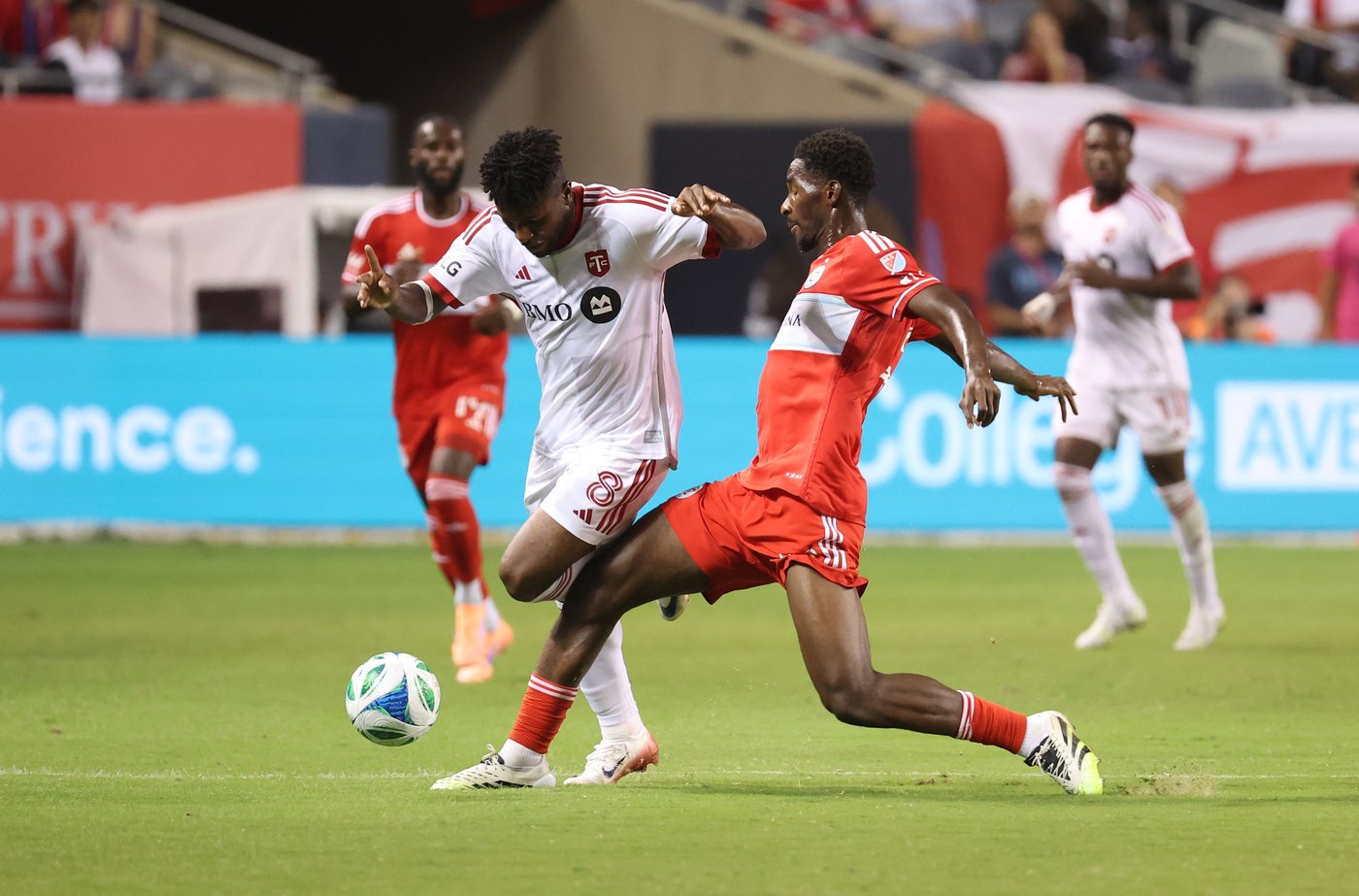 Mihailovic scores late in stoppage time to rally Toronto to 2-2 draw with Fire | iNFOnews.ca