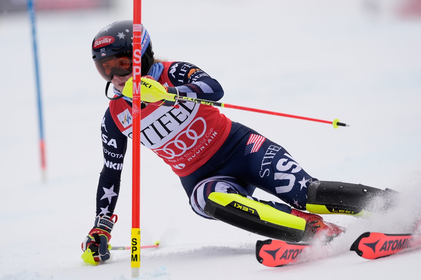 Shiffrin wins slalom on home Colorado snow to remain perfect in the Olympic season | iNFOnews.ca