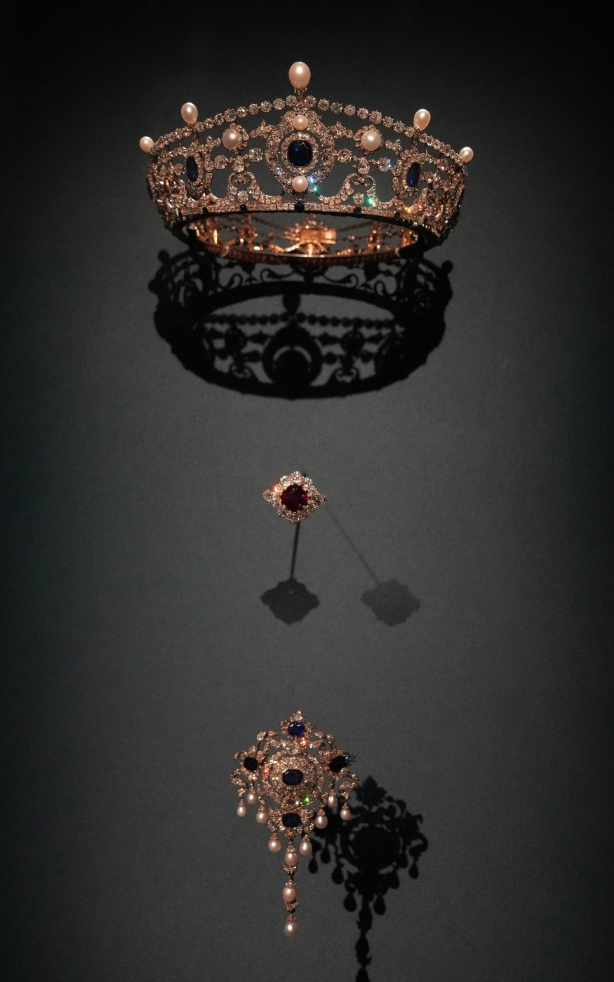 See the world in vertical: Top photos by AP's photojournalists | iNFOnews.ca