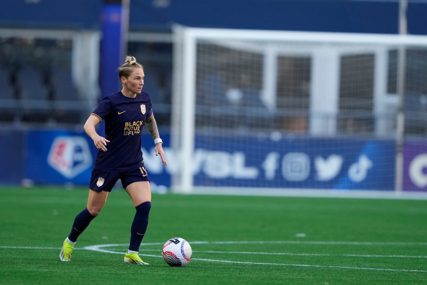 Jess Fishlock returns for another year with the Seattle Reign | iNFOnews.ca