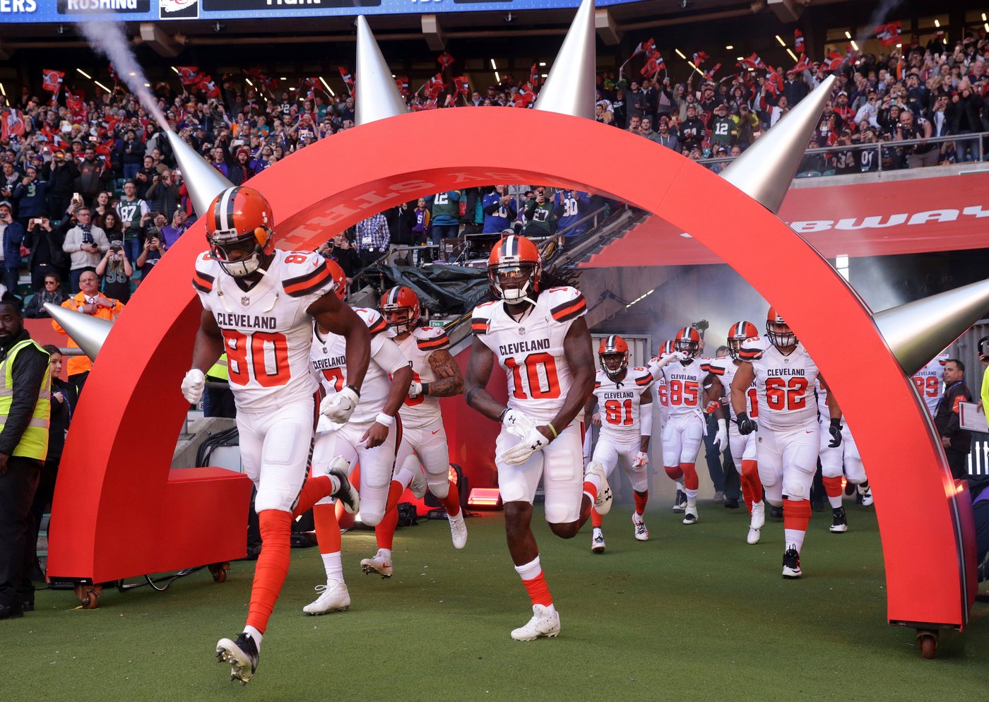 Mind the gap: British fans of Cleveland Browns know the risks but stay loyal to hard-luck underdog | iNFOnews.ca