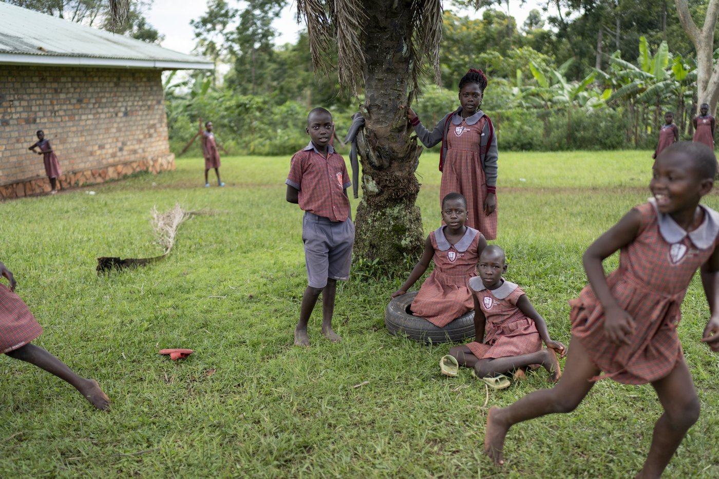 PHOTO ESSAY: In Uganda, a sprawling generation of children finds its fate entwined with elders | iNFOnews.ca