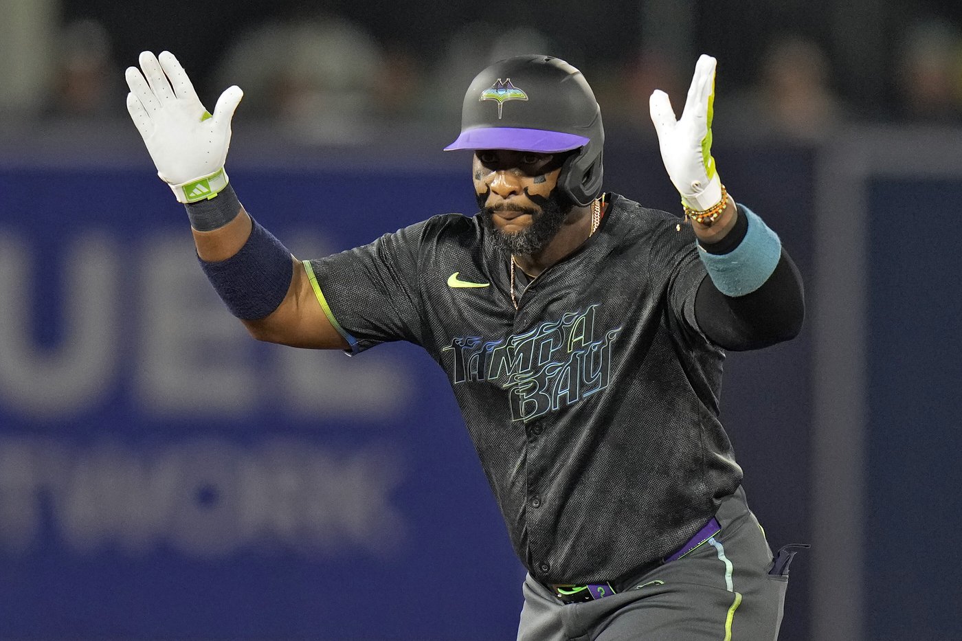 Duran's clutch homer lifts Red Sox over Rays, eliminates Tampa Bay from postseason | iNFOnews.ca Duran's clutch homer lifts Red Sox over Rays, eliminates Tampa Bay from postseason | iNFOnews.ca