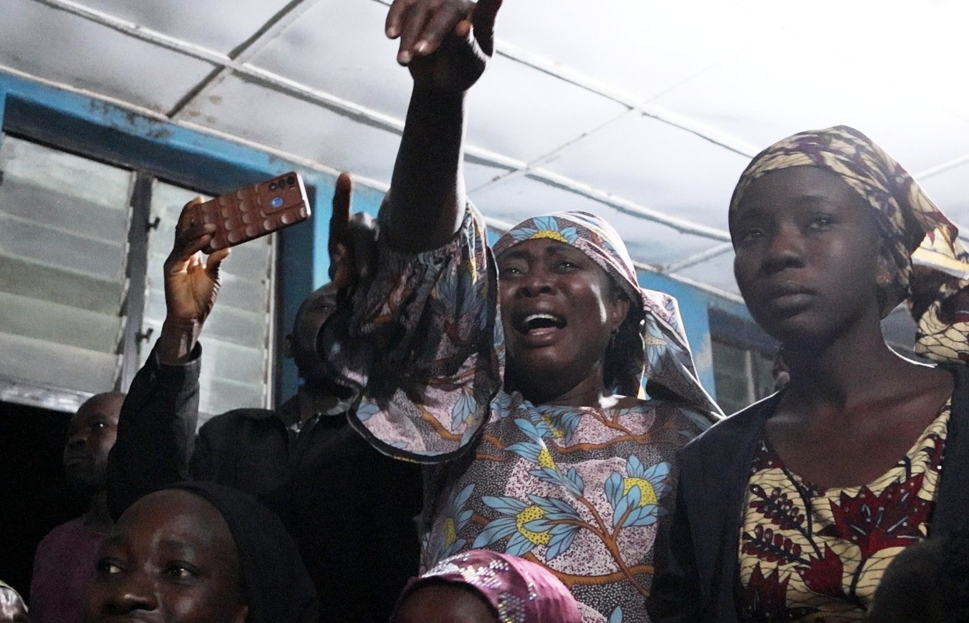 Nigerian children reunite with their parents after being released from abduction | iNFOnews.ca Nigerian children reunite with their parents after being released from abduction | iNFOnews.ca