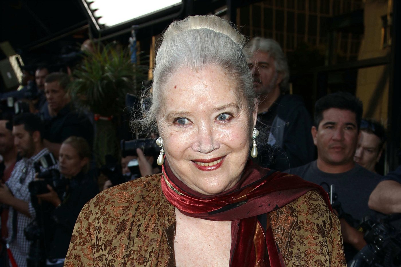 Sally Kirkland, stage and screen star who earned an Oscar nomination in 'Anna,' dies at age 84 | iNFOnews.ca