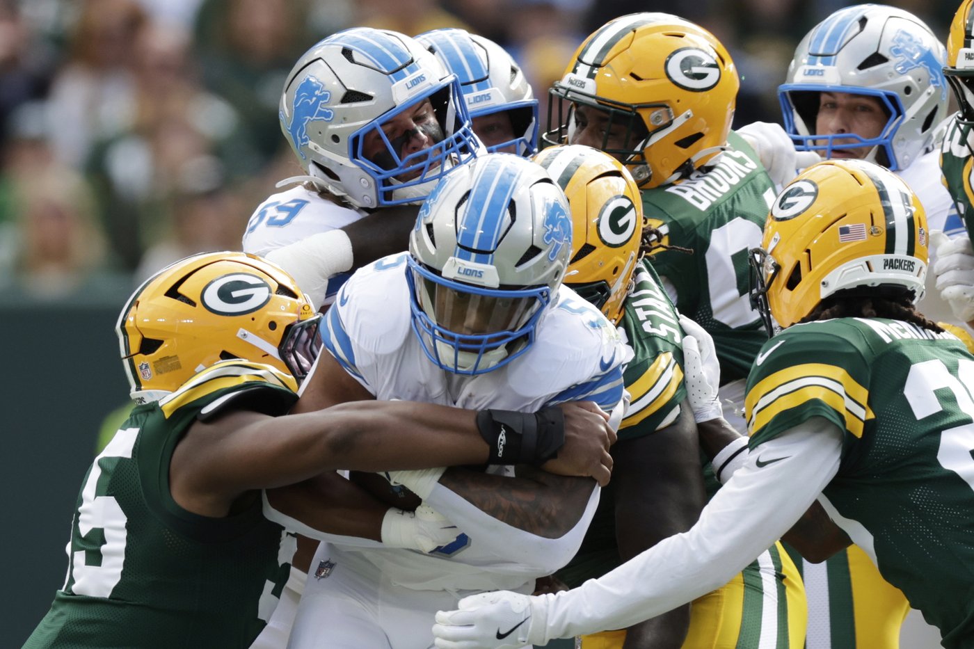 Jordan Love starts fast and Parsons gets a sack in his Green Bay debut as Packers defeat Lions 27-13 | iNFOnews.ca Jordan Love starts fast and Parsons gets a sack in his Green Bay debut as Packers defeat Lions 27-13 | iNFOnews.ca