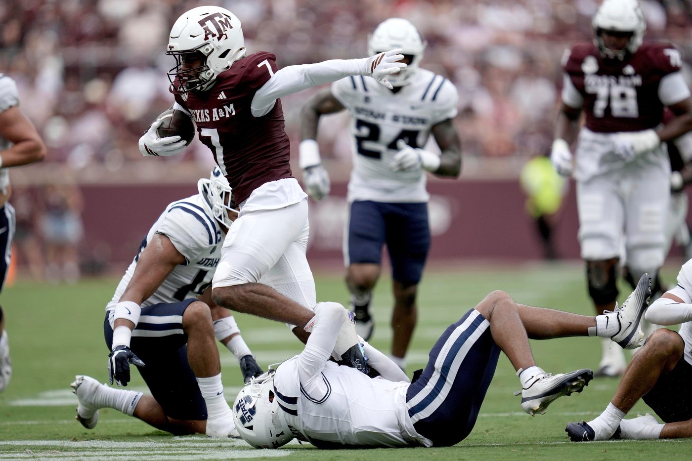 Marcel Reed's four touchdowns lead No. 19 Texas A&M to 44-22 win over Utah State | iNFOnews.ca Marcel Reed's four touchdowns lead No. 19 Texas A&M to 44-22 win over Utah State | iNFOnews.ca