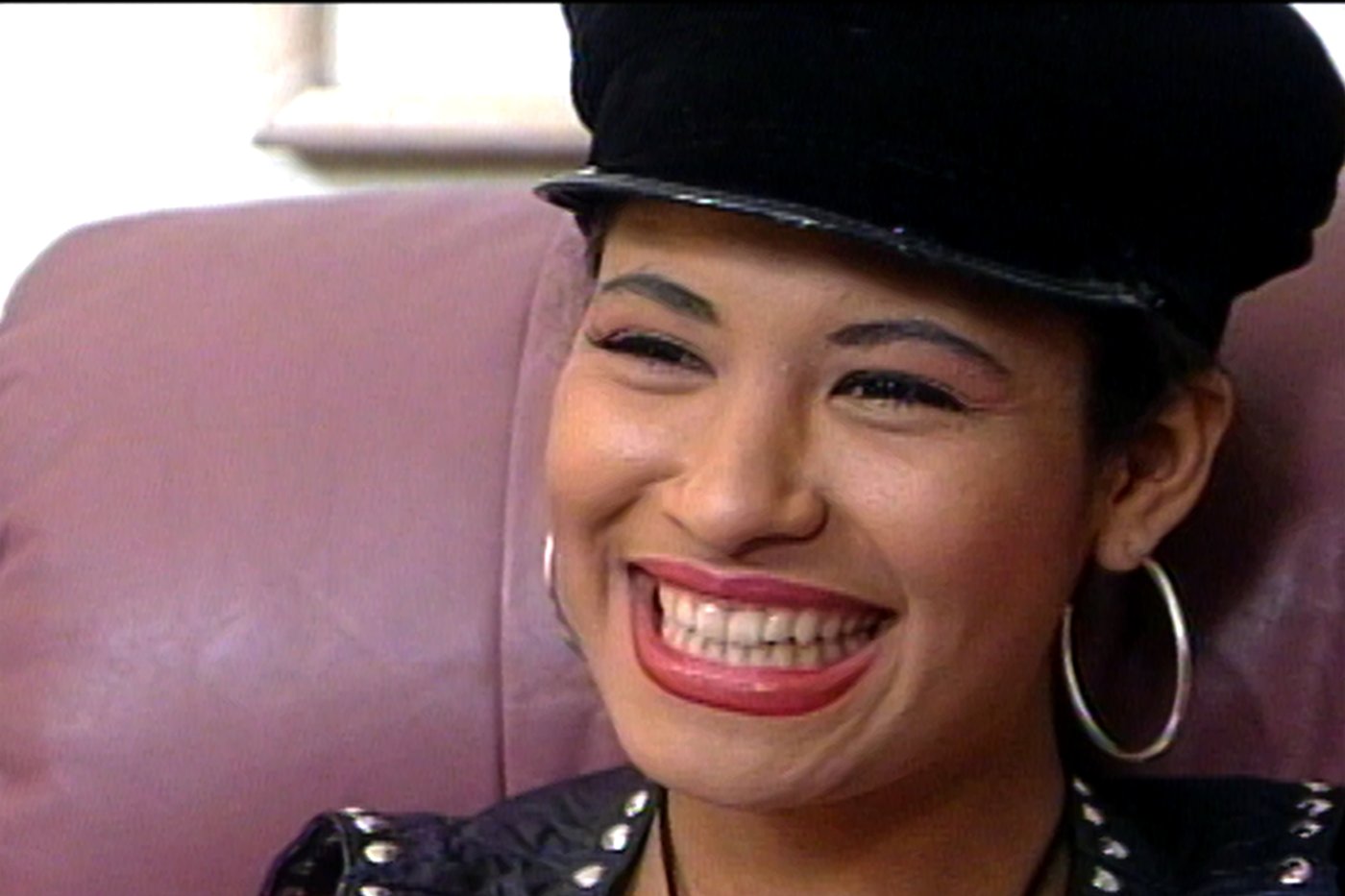 A new Netflix doc offers an intimate portrait of Selena, straight from her family's vault | iNFOnews.ca A new Netflix doc offers an intimate portrait of Selena, straight from her family's vault | iNFOnews.ca
