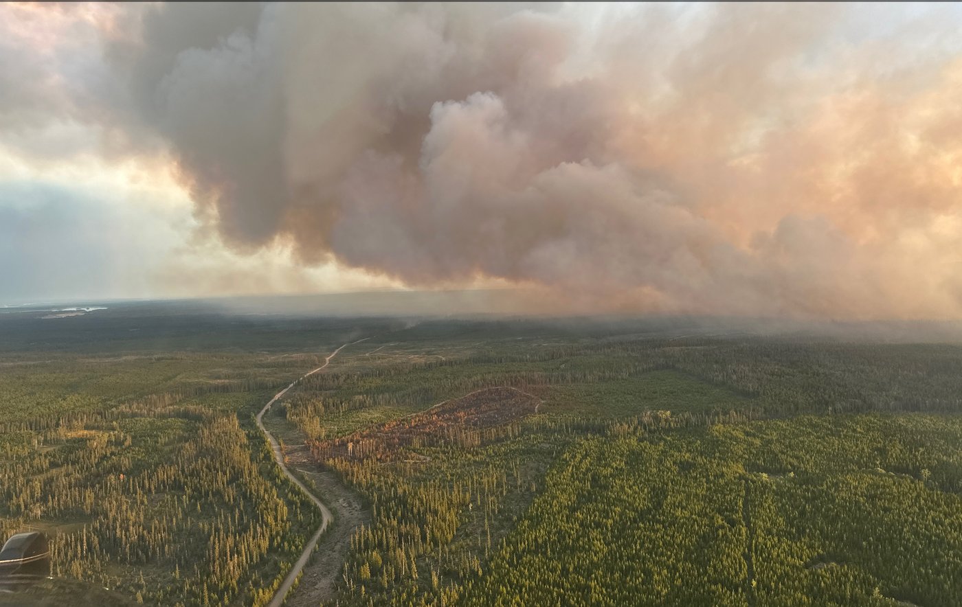 B.C.'s late-season wildfires a serious issue, minister says, as smoke descends | iNFOnews.ca