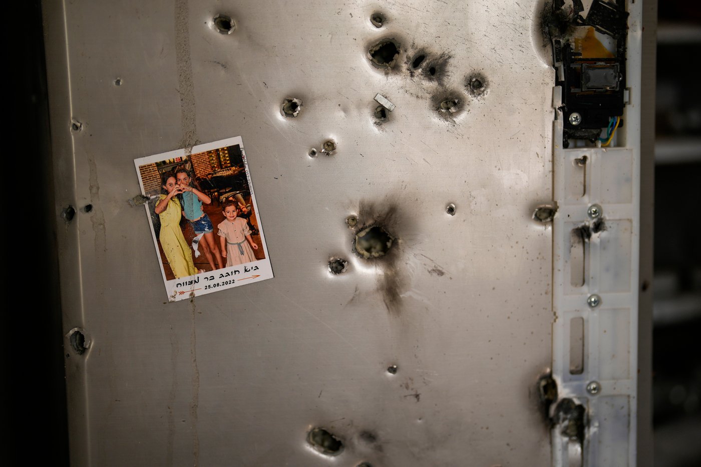 Photos from 2 years of war between Israel and Hamas bear witness to its horrors | iNFOnews.ca
