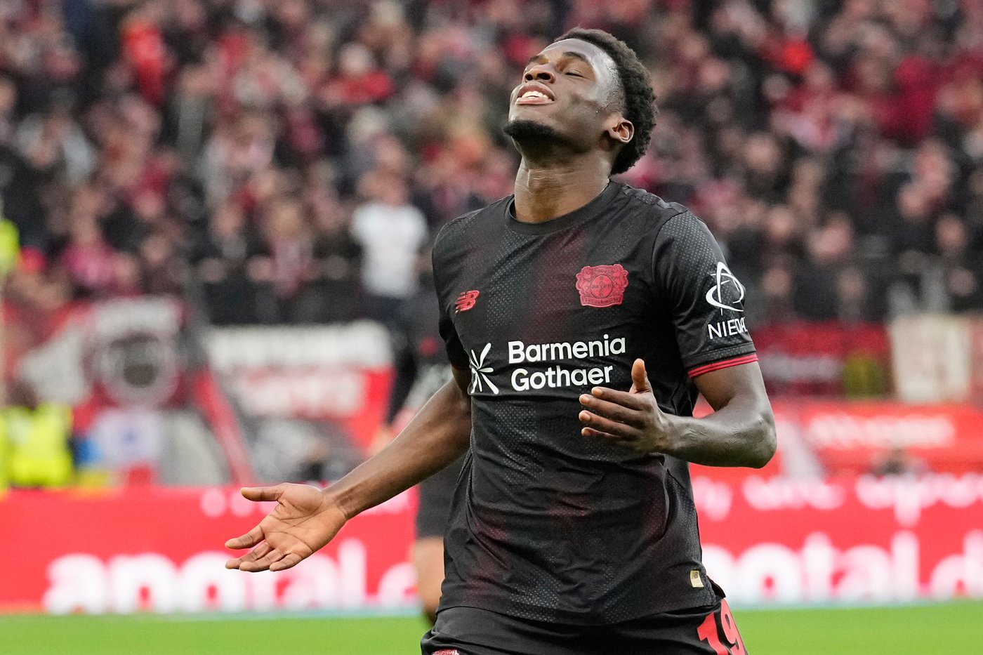 Leverkusen beats Freiburg in the Bundesliga to bounce back from 7-2 PSG rout | iNFOnews.ca Leverkusen beats Freiburg in the Bundesliga to bounce back from 7-2 PSG rout | iNFOnews.ca