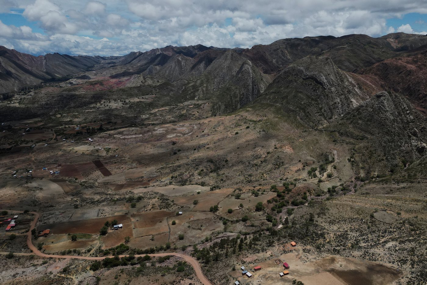 16,000 fossil footprints in central Bolivia reveal dinosaur behavior | iNFOnews.ca 16,000 fossil footprints in central Bolivia reveal dinosaur behavior | iNFOnews.ca