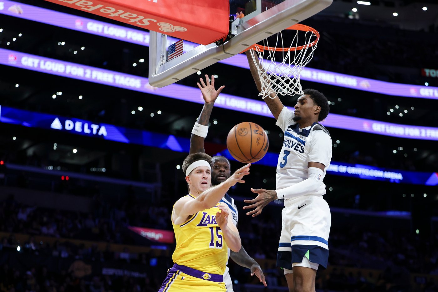 Luka Doncic scores 49 to extend his sizzling season start in Lakers' 128-110 win over Timberwolves | iNFOnews.ca Luka Doncic scores 49 to extend his sizzling season start in Lakers' 128-110 win over Timberwolves | iNFOnews.ca