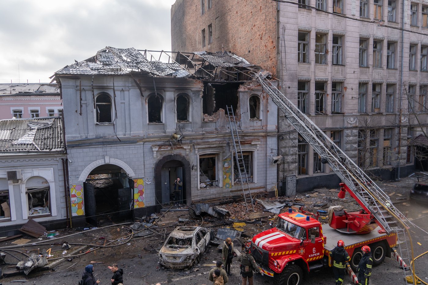 Russian drones and missiles kill 6 in Ukraine, including a mother and her young daughters | iNFOnews.ca