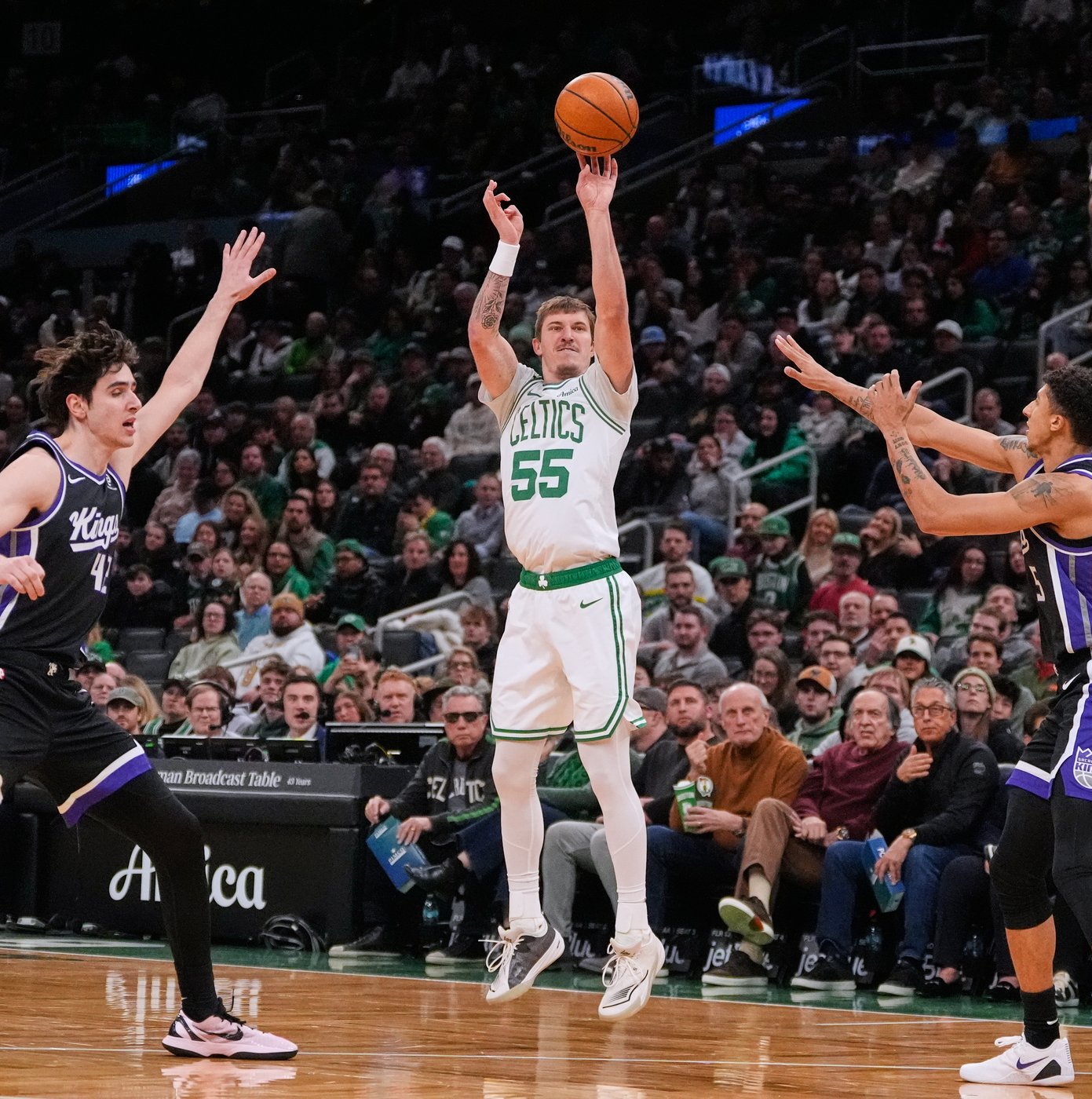 Pritchard scores 29 points to lead Celtics to dominant 112-93 win over Kings | iNFOnews.ca