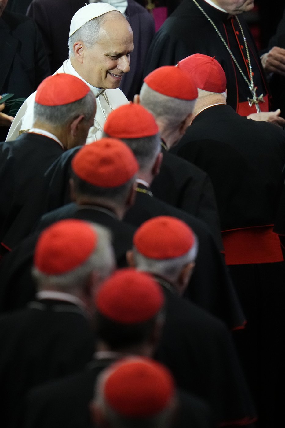 See the world in vertical: Top photos by AP's photojournalists | iNFOnews.ca