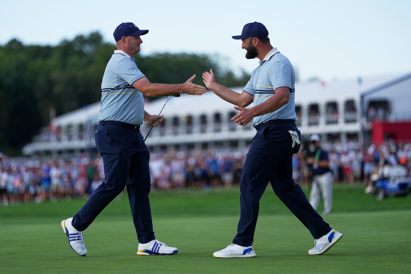 Europe rides its best to another commanding Ryder Cup lead. US stars get blanked | iNFOnews.ca