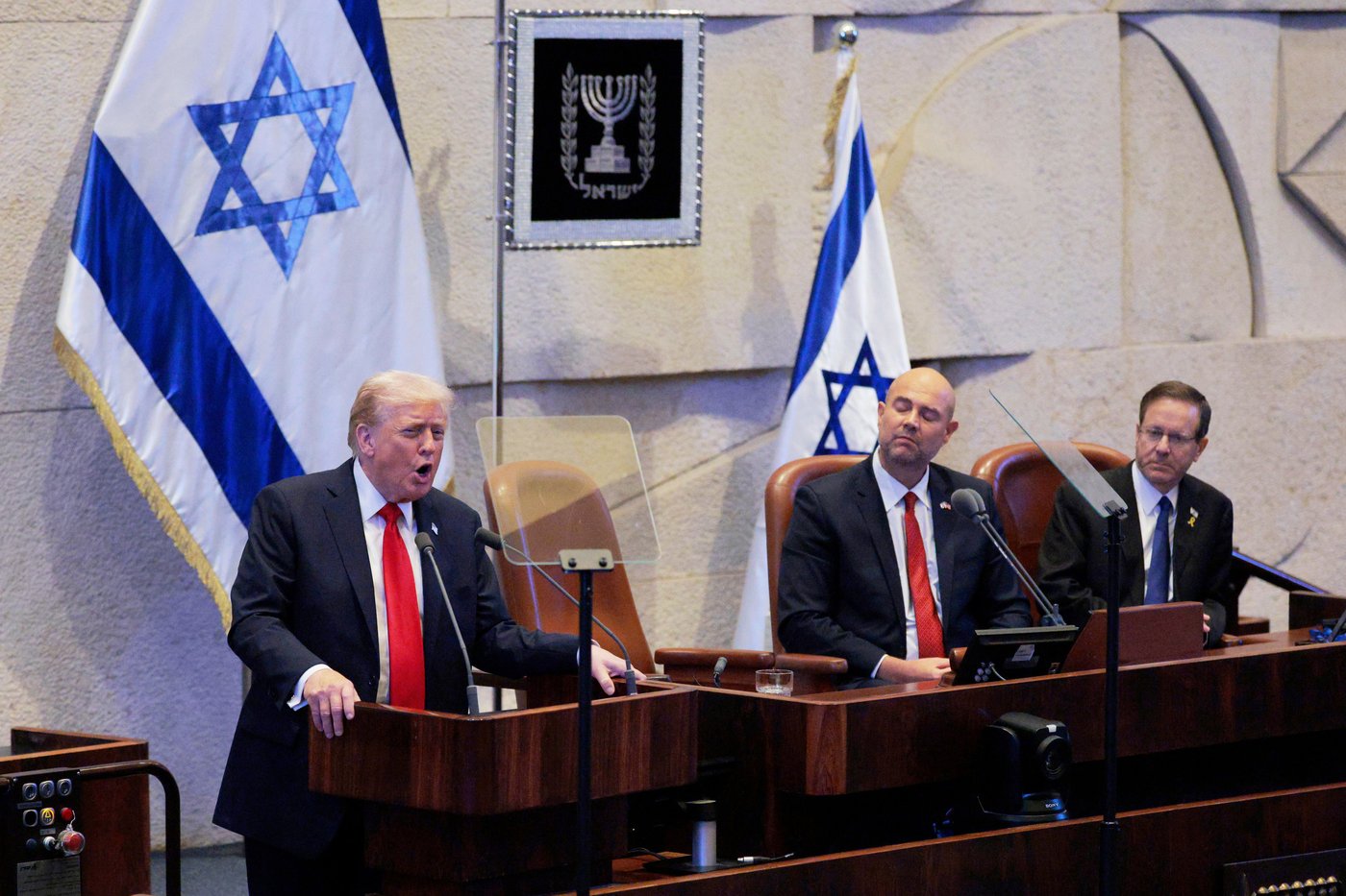 Trump urges Israel to seize chance for peace ahead of Egypt summit and presses for Netanyahu pardon | iNFOnews.ca