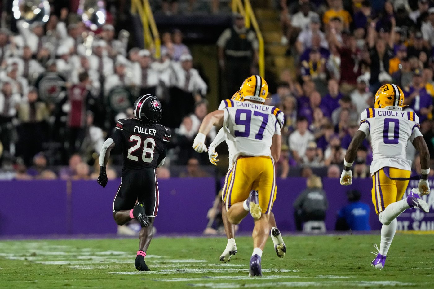 Nussmeier and No. 11 LSU overcome mistakes to beat South Carolina 20-10 | iNFOnews.ca
