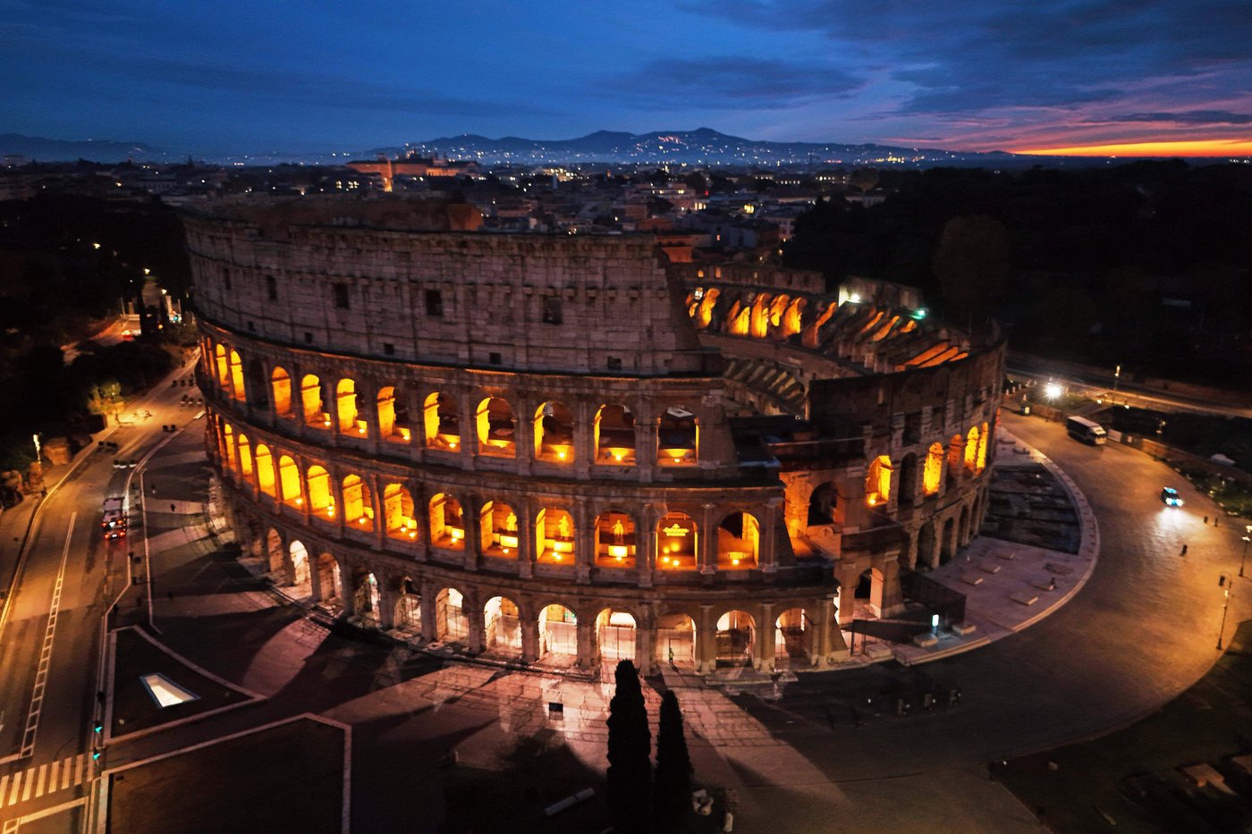 Photos offer stunning aerial views of Rome’s Colosseum and ancient Forum | iNFOnews.ca