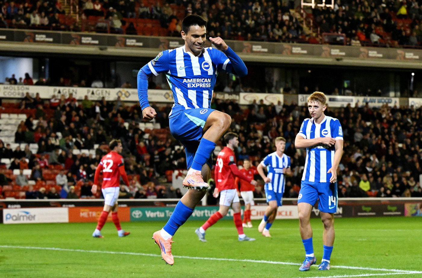 Liverpool striker Hugo Ekitike sent off after celebrating late winning goal against Southampton | iNFOnews.ca