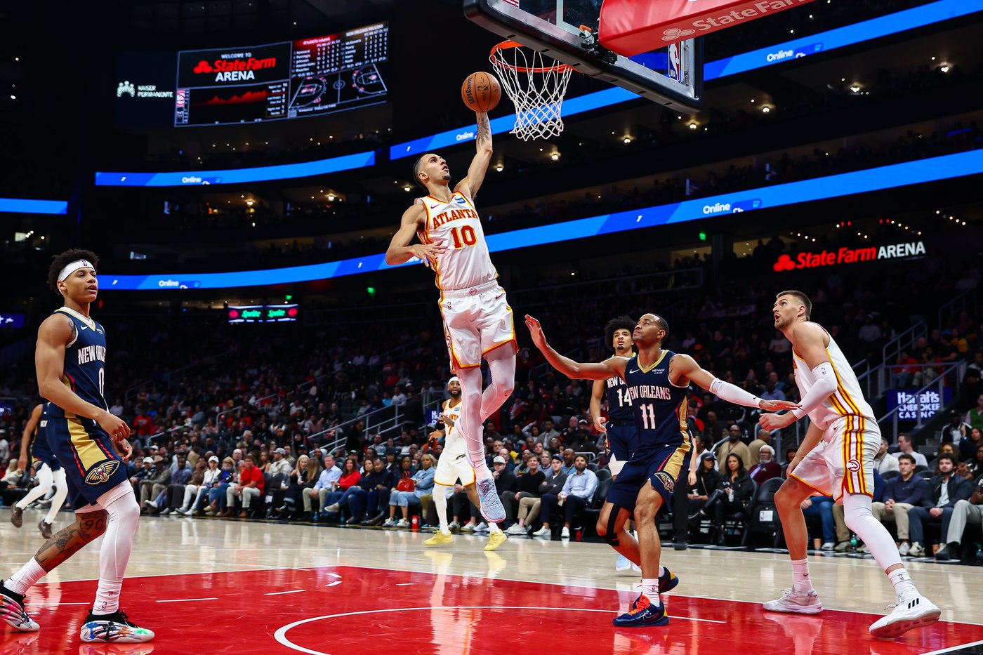 Hawks roll to 117-110 victory over Pelicans as word of Trae Young-to-Wizards trade breaks | iNFOnews.ca
