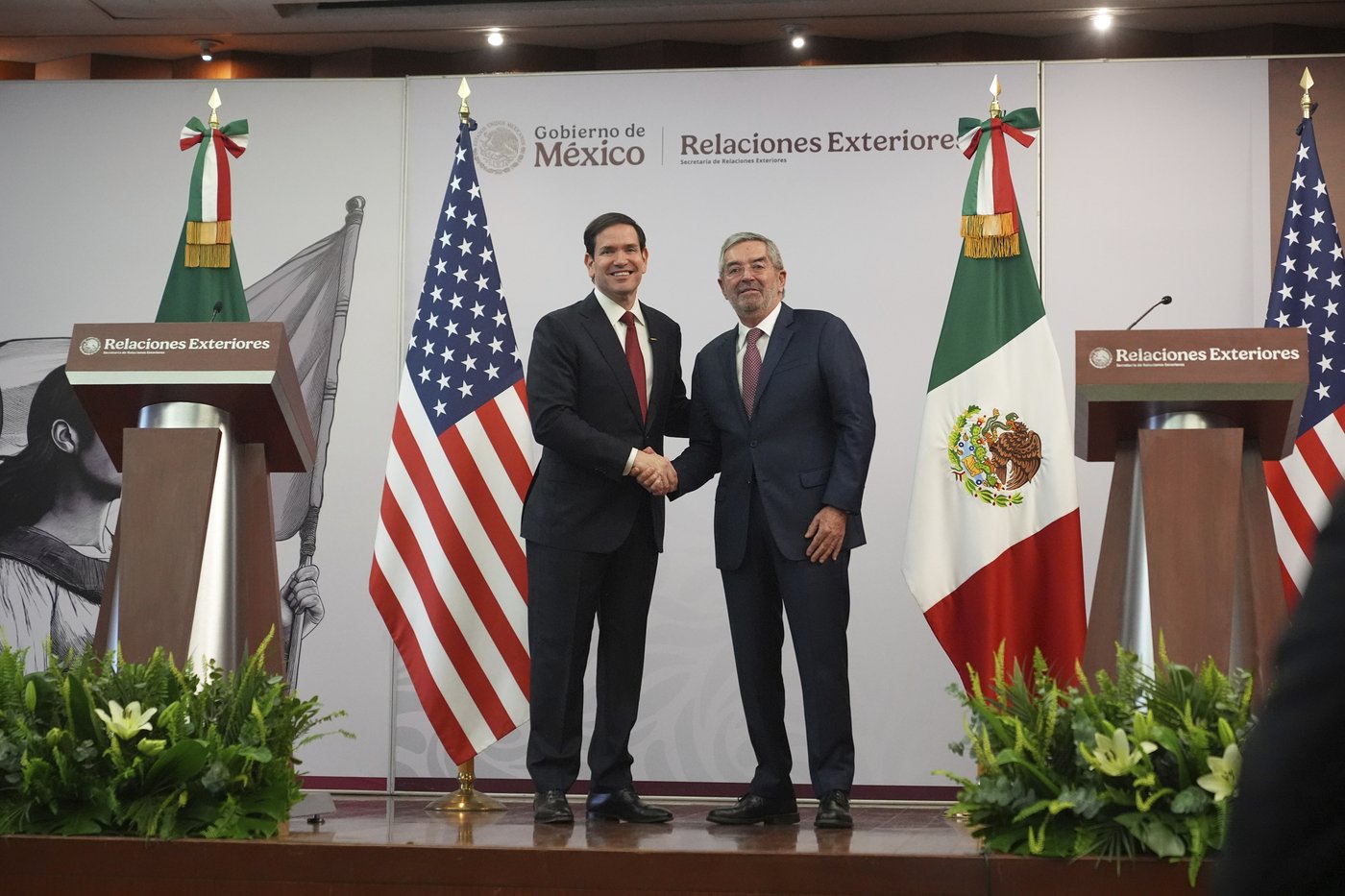 Mexico's president increasingly backed against a wall in managing Trump relationship | iNFOnews.ca Mexico's president increasingly backed against a wall in managing Trump relationship | iNFOnews.ca